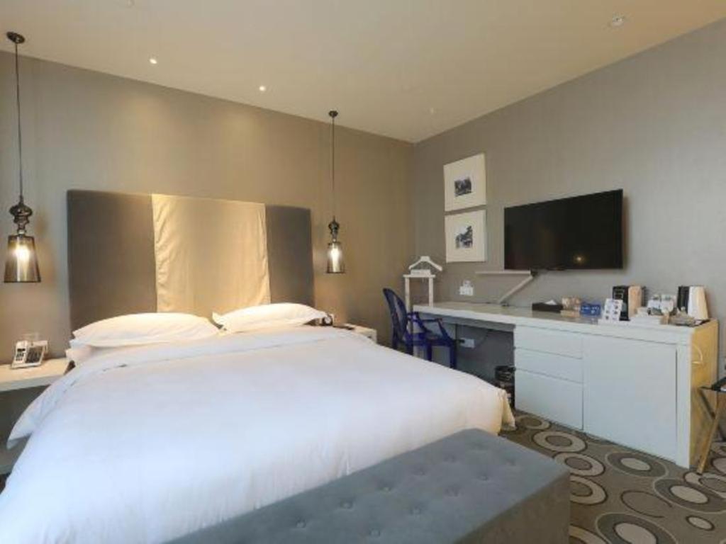 Jinjiang Metropolo Hotel Classiq Shanghai Off Bund Bagian luar foto