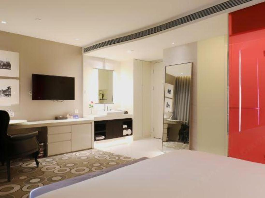 Jinjiang Metropolo Hotel Classiq Shanghai Off Bund Bagian luar foto
