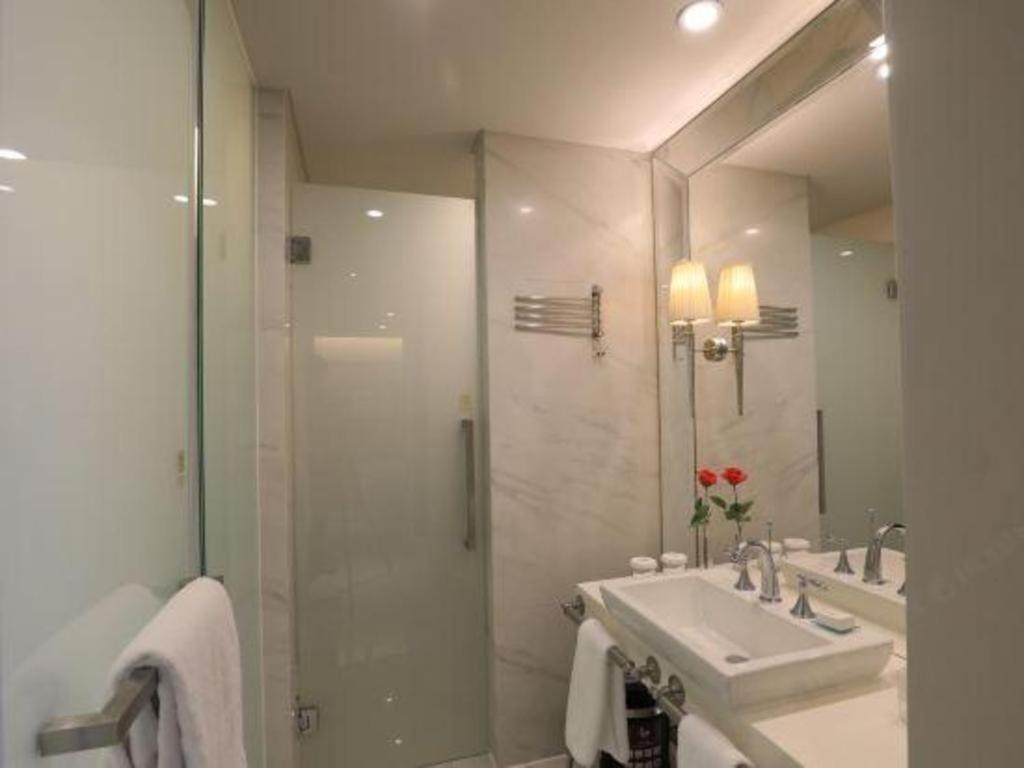Jinjiang Metropolo Hotel Classiq Shanghai Off Bund Bagian luar foto
