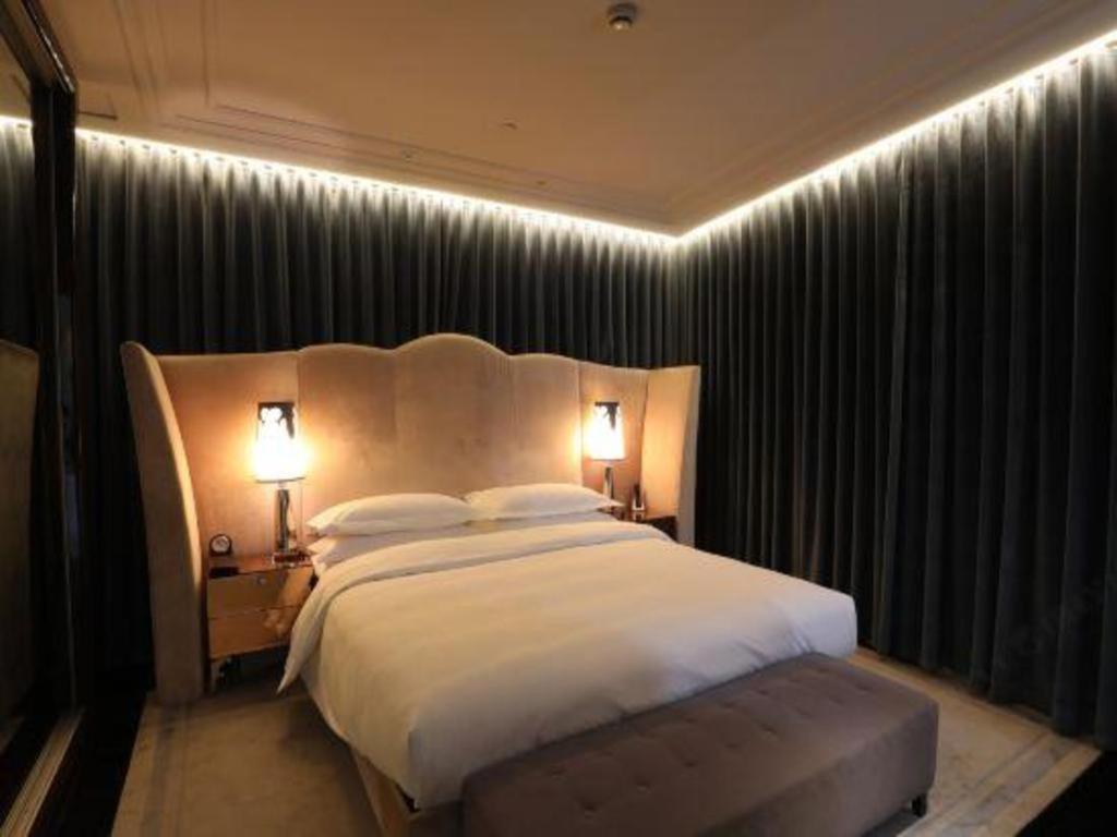 Jinjiang Metropolo Hotel Classiq Shanghai Off Bund Bagian luar foto